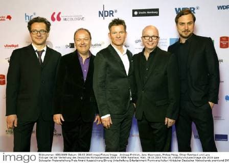 Andreas Fröhlich, Jens Wawrczeck, Philipp Moog, Oliver Rohrbeck und Lars Eidinger bei der Verleihung des Deutschen Hörbuchpreises 2016 im WDR Funkhaus. Köln, 08.03.2016 Foto:xC.xHardtx xFuturexImage