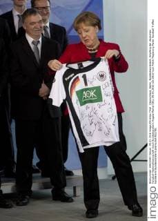 Deutschland, Berlin, Bundeskanzleramt, Empfang der deutschen Handball-Nationalmannschaft durch Bundeskanzlerin Angela Merkel CDU, 09.03.2016