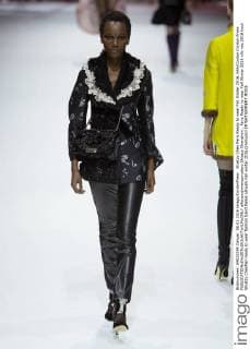 Shiatzy Chen Paris Ready to wear Fall Winter 2016, 644 Cordon Cordon Press  alfonsoxjimenezxvalero Shiatzy Chenshow , Paris Ready to wear Fall Winter 2016