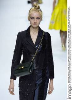 Shiatzy Chen Paris Ready to wear Fall Winter 2016, 644 Cordon Cordon Press  alfonsoxjimenezxvalero Shiatzy Chenshow , Paris Ready to wear Fall Winter 2016