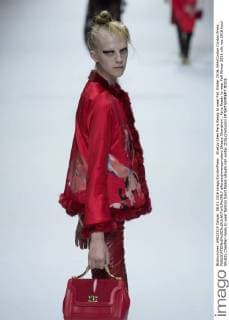 Shiatzy Chen Paris Ready to wear Fall Winter 2016, 644 Cordon Cordon Press  alfonsoxjimenezxvalero Shiatzy Chenshow , Paris Ready to wear Fall Winter 2016