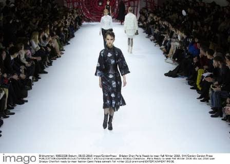 Shiatzy Chen Paris Ready to wear Fall Winter 2016, 644 Cordon Cordon Press  alfonsoxjimenezxvalero Shiatzy Chenshow , Paris Ready to wear Fall Winter 2016