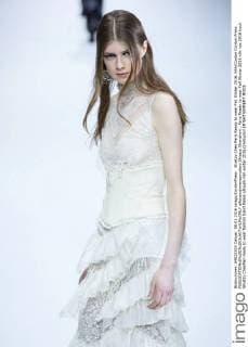 Shiatzy Chen Paris Ready to wear Fall Winter 2016, 644 Cordon Cordon Press  alfonsoxjimenezxvalero Shiatzy Chenshow , Paris Ready to wear Fall Winter 2016