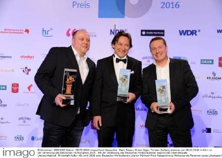 Marc Sieper, Simon Jäger, Torsten Surberg posieren am 08.03.2016 in Köln vor der Verleihung des Deutschen Hörbuchpreis 2016 . Mit der Verleihung des Deutschen Hörbuchpreises beginnt das internationale Literaturfestival.