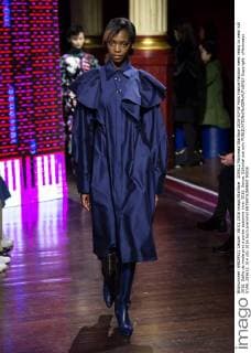 205612 Marineau Starface 2016-03-08 Paris France Fashion week ready to wear AW 2016. Defile de mode pret a porter automne hiver 2016. Kenzo. Editorial use only  Copyright: xMarineaux STAR_205612_014