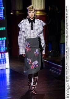 205612 Marineau Starface 2016-03-08 Paris France Fashion week ready to wear AW 2016. Defile de mode pret a porter automne hiver 2016. Kenzo. Editorial use only  Copyright: xMarineaux STAR_205612_030