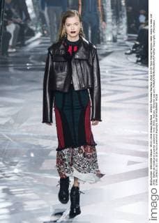 205620 Marineau Starface 2016-03-09 Paris France Fashion week ready to wear AW 2016. Defile de mode pret a porter automne hiver 2016. Vuitton. Editorial use only  Copyright: xMarineaux STAR_205620_021
