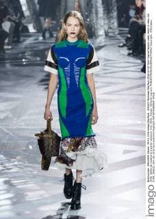 205620 Marineau Starface 2016-03-09 Paris France Fashion week ready to wear AW 2016. Defile de mode pret a porter automne hiver 2016. Vuitton. Editorial use only  Copyright: xMarineaux STAR_205620_024