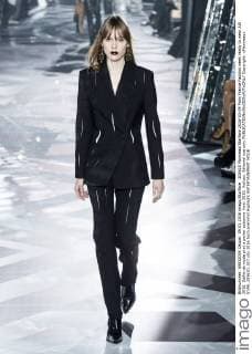 205620 Marineau Starface 2016-03-09 Paris France Fashion week ready to wear AW 2016. Defile de mode pret a porter automne hiver 2016. Vuitton. Editorial use only  Copyright: xMarineaux STAR_205620_037