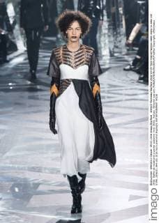 205620 Marineau Starface 2016-03-09 Paris France Fashion week ready to wear AW 2016. Defile de mode pret a porter automne hiver 2016. Vuitton. Editorial use only  Copyright: xMarineaux STAR_205620_044