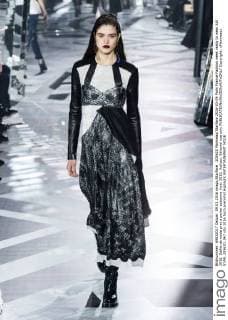 205620 Marineau Starface 2016-03-09 Paris France Fashion week ready to wear AW 2016. Defile de mode pret a porter automne hiver 2016. Vuitton. Editorial use only  Copyright: xMarineaux STAR_205620_047