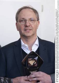Olli DITTRICH, Buch, Regie, Darsteller, Schauspieler, Preistraeger in der Kategorie Unterhaltung Spezial Innovation, fuer den Film Schorsch Aigner - der Mann der Franz Beckenbauer war Pressekonferenz zur Bekanntgabe der Preistraeger fuer den 52. Grimme-Preis 2016 am 09.03.2016 in Essen Deutschland.