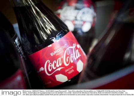 Coca-Cola präsentiert Sonderedition zur Fußball-EM 2016 Bouteilles de Coca Cola SPOS : Presentation de la presence de Coca Cola pendant l Euro2016 - 10 03 2016 JBAutissier Panoramic 