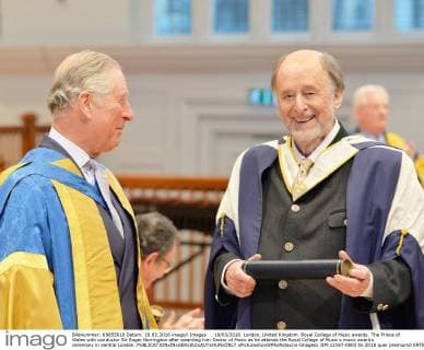 . 10 03 2016. London, United Kingdom. Royal College of Music awards. The Prince of Wales with conductor Sir Roger Norrington after awarding him Doctor of Music as he attends the Royal College of Music s music awards ceremony in central London.  xPicturexbyxWPAxRotax xi-Imagesx IIM-12167-0003