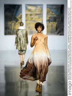 (160310) -- JOHANNESBURG, March 10, 2016 -- Models present creations by local designer Stefania Morland on the opening day of Mercedes-Benz Fashion Week Joburg 2016 at Nelson Mandela Square in Johannesburg, South Africa on March 10, 2016. The Mercedes-Benz Fashion Week Joburg 2016, the largest and leading one in Africa, kicked off here Thursday. Creations by nearly 20 South African fashion designers are scheduled to be presented in 14 shows of the following three days. ) SOUTH AFRICA-JOHANNESBURG-FASHION WEEK ZhaixJianlan 