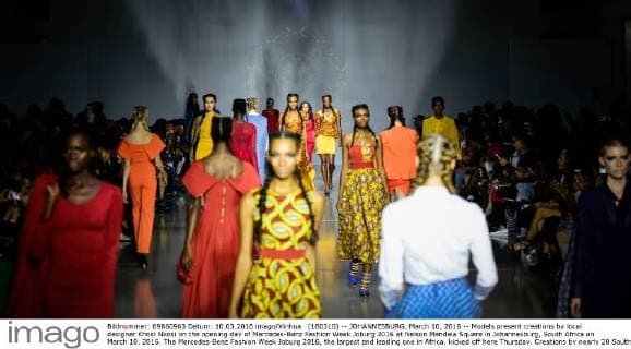 (160310) -- JOHANNESBURG, March 10, 2016 -- Models present creations by local designer Khosi Nkosi on the opening day of Mercedes-Benz Fashion Week Joburg 2016 at Nelson Mandela Square in Johannesburg, South Africa on March 10, 2016. The Mercedes-Benz Fashion Week Joburg 2016, the largest and leading one in Africa, kicked off here Thursday. Creations by nearly 20 South African fashion designers are scheduled to be presented in 14 shows of the following three days. ) SOUTH AFRICA-JOHANNESBURG-FASHION WEEK ZhaixJianlan 
