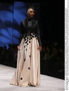 Indonesia : Chronicle of Dalmation by Lia Soraya A model wears the designs of Lia Soraya with the theme Chronicle Of Dalmation on the catwalk during the Indonesia Fashion Week 2016 at Jakarta Convention Center.  NatanaelxPohan