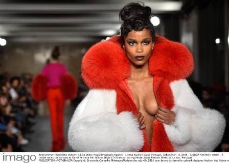 Lisboa Fashion Week Portugal, Lisbon,Mar. 11,2016 - LISBOA FASHION WEEK - A model walks the runway at David Ferreira Fall Winter 2016 17 Collection during Moda Lisboa Fashion Week, in Lisbon, Portugal.  Copyright: BrunoxdexCarvalho