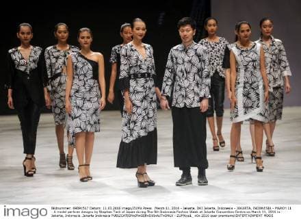 March 11, 2016 - Jakarta, DKI Jakarta, Indonesia - JAKARTA, INDONESIA - MARCH 11 : A model perform designs by Stephan Tach of Japan during The 5th Indonesia Fashion Week at Jakarta Convention Centre on March 11, 2016 in Jakarta, Indonesia. Jakarta Indonesia - ZUMAys1_