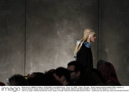 March 12, 2016 - Lisbon, Portugal - Model presents Autumn Winter 2016 creation by designer Ricardo Andrez during the 45rd edition of Moda Lisboa Fashion Week at the Patio da Gale on Terreiro do Paco Square in Lisbon on March 12, 2016. NURPHOTO CARLOS PALMA. Lisbon Portugal  - ZUMAn230