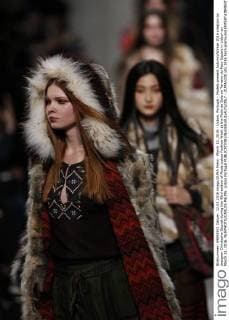 March 12, 2016 - Lisbon, Portugal - Models present Autumn Winter 2016 creation by designer Christophe Sauvat during the 45rd edition of Moda Lisboa Fashion Week at the Patio da Gale on Terreiro do Paco Square in Lisbon on March 12, 2016. NURPHOTO CARLOS PALMA. Lisbon Portugal  - ZUMAn230