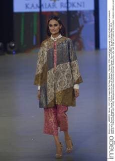 Pakistan: PFDC sunsilk fashion week in Lahore Pakistani model presents creations by famous designer Kamiar Rokni on the third day of Pakistan Fashion Design Council (PFDC) Sunsilk Fashion Week 2016.  RanaxSajidxHussain