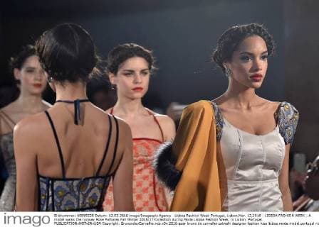 Lisboa Fashion Week Portugal, Lisbon,Mar. 12,2016 - LISBOA FASHION WEEK - A model walks the runway Rose Palhares Fall Winter 2016 17 Collection during Moda Lisboa Fashion Week, in Lisbon, Portugal.  Copyright: BrunoxdexCarvalho