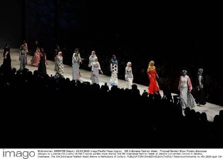 5th Indonesia Fashion Week - Tropical Garden Show Models showcase designs by Lusense KD (Luthy) at the Tropical garden show during The 5th Indonesia Fashion Week at Jakarta Convention Centre in Jakarta, Indonesia. The 5th Indonesia Fashion Week theme is Reflections of Culture.  RobertusxPudyanto
