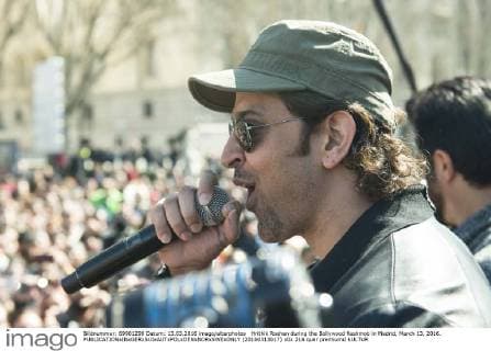 Hrithik Roshan during the Bollywood flashmob in Madrid, March 13, 2016.  (20160313017)