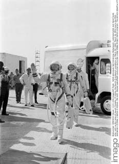 NASA astronauts Neil Armstrong (foreground), command pilot, and David Scott, pilot, walk up the ramp at Launch Complex 19 during the Gemini 8 prelaunch countdown on March 16, 1966. March 16, 2016 marks the 50th anniversary of NASA s Gemini 8 mission, the sixth manned spaceflight conducted during the United States Project Gemini program. The primary objective of the mission, the successful docking of two spacecraft in orbit, a first in spaceflight, was a success though the crew would experience a critical in-space system failure, forcing them to abandon the mission prematurely.  WAX0316201631 NASA