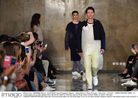 Lisboa Fashion Week Portugal, Lisbon,Mar. 13,2016 - LISBOA FASHION WEEK - A model walks the runway Awaytomars Fall Winter 2016 17 Collection during Moda Lisboa Fashion Week, in Lisbon, Portugal.  Copyright: BrunoxdexCarvalho