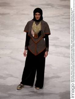 Wardah Fashion Show featuring themed Colordination Wardah as the official makeup of Indonesia Fashion Week 2016 showing results of designer Dian Pelangi during Indonesian closing night of Fashion Week 2016 with the theme Colordination at Jakarta Convention Center in Indonesa.  NatanaelxPohan