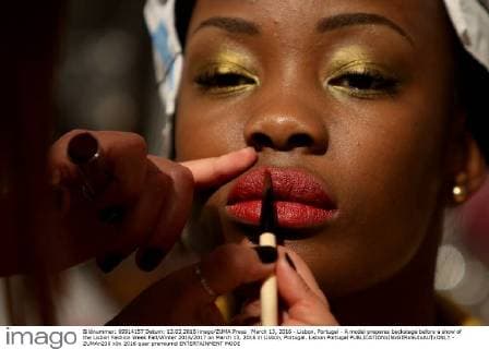 March 13, 2016 - Lisbon, Portugal - A model prepares backstage before a show of the Lisbon Fashion Week Fall Winter 2016 2017 on March 13, 2016 in Lisbon, Portugal. Lisbon Portugal  - ZUMAn230