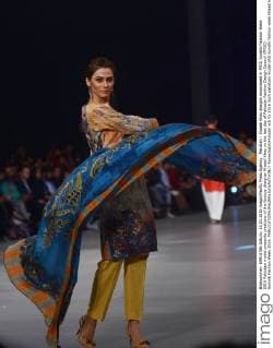 Pakistan : Khaadi Khas designs showcased in PFDC Sunsilk Fashion Week 2016 Pakistani model presents creations of the famous designer Khaadi Khas on the last day of Pakistan Fashion Design Council (PFDC) Sunsilk Fashion Week 2016.  RanaxSajidxHussain