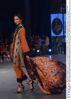 Pakistan : Khaadi Khas designs showcased in PFDC Sunsilk Fashion Week 2016 Pakistani model presents creations of the famous designer Khaadi Khas on the last day of Pakistan Fashion Design Council (PFDC) Sunsilk Fashion Week 2016.  RanaxSajidxHussain