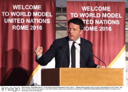 Matteo Renzi besucht World Model United Nations in Rom Rome, The Premier Matteo Renzi participates in the World Model united nations Pictured: Matteo Renzi  PoolxRoma