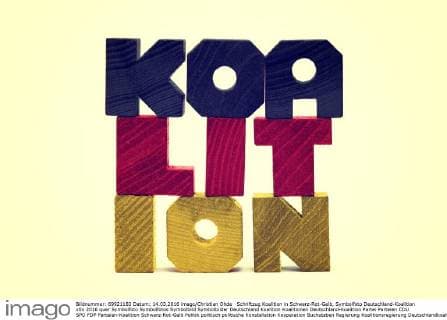 Schriftzug Koalition in Schwarz-Rot-Gelb, Symbolfoto Deutschland-Koalition ** NUR FUER REDAKTIONELLE ZWECKE ** EDITORIAL USE ONLY **