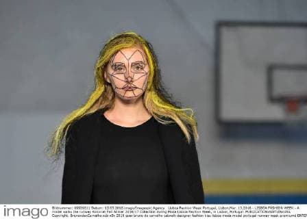 Lisboa Fashion Week Portugal, Lisbon,Mar. 13,2016 - LISBOA FASHION WEEK - A model walks the runway Kolovrat Fall Winter 2016 17 Collection during Moda Lisboa Fashion Week, in Lisbon, Portugal.  Copyright: BrunoxdexCarvalho