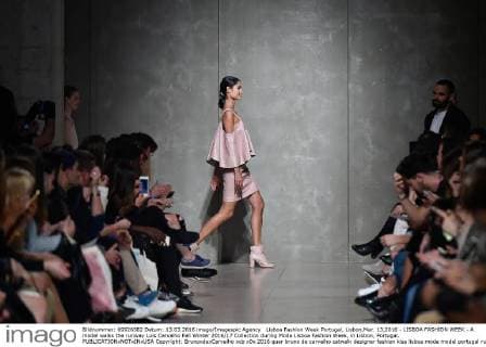 Lisboa Fashion Week Portugal, Lisbon,Mar. 13,2016 - LISBOA FASHION WEEK - A model walks the runway Luis Carvalho Fall Winter 2016 17 Collection during Moda Lisboa Fashion Week, in Lisbon, Portugal.  Copyright: BrunoxdexCarvalho
