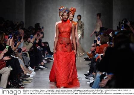 Lisboa Fashion Week Portugal, Lisbon,Mar. 13,2016 - LISBOA FASHION WEEK - A model walks the runway Nadir Tati Fall Winter 2016 17 Collection during Moda Lisboa Fashion Week, in Lisbon, Portugal.  Copyright: BrunoxdexCarvalho
