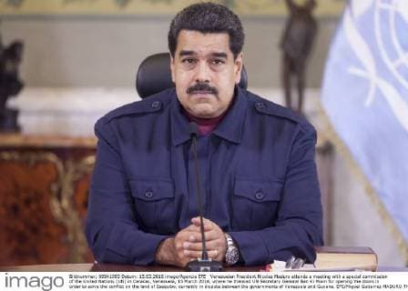 Venezuelan President Nicolas Maduro attends a meeting with a special commission of the United Nations (UN) in Caracas, Venezuela, 15 March 2016, where he thanked UN Secretary General Ban Ki Moon for opening the doors in order to solve the conflict on the land of Esequibo, currently in dispute between the governments of Venezuela and Guyana. EFE Miguel Guiterrez MADURO THANKS BAN KI-MOON FOR OPENING THE DOOR IN ORDER TO SOLVE ESEQUIBO CONFLICT !ACHTUNG: NUR REDAKTIONELLE NUTZUNG!  VEN001 20160315-635936790509345647