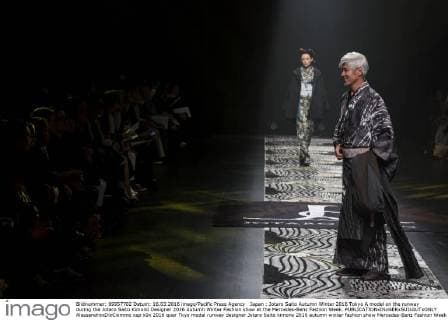 Japan : Jotaro Saito Autumn Winter 2016 Tokyo A model on the runway during the Jotaro Saito Kimono Designer 2016 Autumn Winter Fashion show at the Mercedes-Benz Fashion Week.  AlessandroxDixCiommo