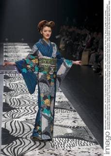 Japan : Jotaro Saito Autumn Winter 2016 Tokyo A model on the runway during the Jotaro Saito Kimono Designer 2016 Autumn Winter Fashion show at the Mercedes-Benz Fashion Week.  AlessandroxDixCiommo