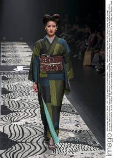 Japan : Jotaro Saito Autumn Winter 2016 Tokyo A model on the runway during the Jotaro Saito Kimono Designer 2016 Autumn Winter Fashion show at the Mercedes-Benz Fashion Week.  AlessandroxDixCiommo