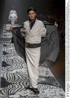 Japan : Jotaro Saito Autumn Winter 2016 Tokyo A model on the runway during the Jotaro Saito Kimono Designer 2016 Autumn Winter Fashion show at the Mercedes-Benz Fashion Week.  AlessandroxDixCiommo