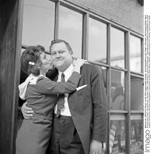Die Schauspielerin Lotti Krekel in München, Deutschland 1960er Jahre. Actress Lotti Krekel visiting Munich, Germany 1960s. 6x6swNeg15 Lotti Krekel Copyright: HeinzxBrowers UnitedArchives2008052
