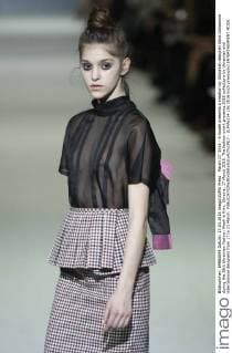 March 17, 2016 - A model presents a creation by Ukrainian designer Alina Zamanova during the 38th Ukrainian Fashion Week in Kiev, Ukraine, 17 March 2016. The fashion event presents 2016 collections by Ukrainian and international designers from 17 to 23 March. - ZUMAs334