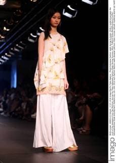 Plaza Indonesia Fashion week Spring Summer 2016 A model showcases the work of the designers from Opi Bachtiar, during the Plaza Indonesia Fashion Week Spring Summer 2016.  NatanaelxPohan
