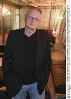 Frank Castorf mit dem Großen Kunstpreis Berlin ausgezeichnet Frank Castorf bei der Verleihung des großen Kunstpreis im Auftrag des Senats von Berlin in der Akademie der Künste am 18.03.16 in Berlin Frank Castorf erhält Grossen Kunstpreis in Berlin