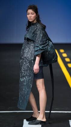 (160319) -- BEIJING, March 18, 2016 -- A model presents a creation designed by students of Beijing Institute of Fashion Technology during a fashion week of the institute in Beijing, capital of China, March 18, 2016. The fashion week concluded on Friday.) (ry) CHINA-BEIJING-FASHION SHOW (CN) LixJianbo 